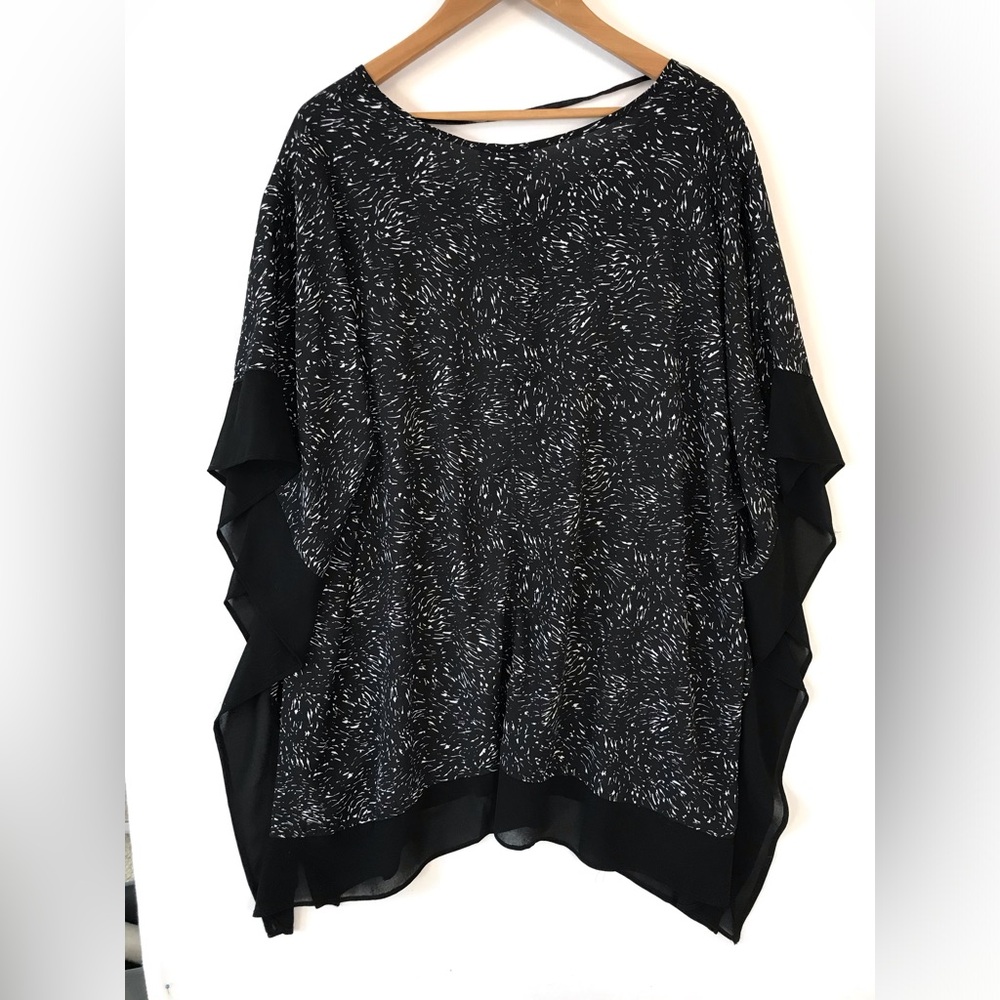 Ava & Viv Plus Kimono Poncho Blouse 2X/3X Black White Print Sheer Chiffon Boho